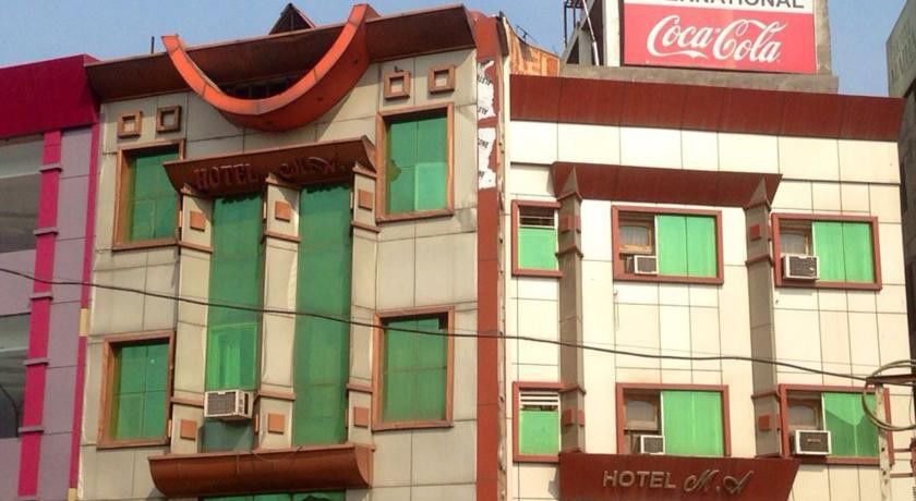 The Golden Oak Hotel Raipur  Ngoại thất bức ảnh